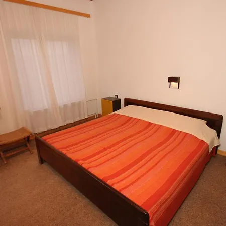 Apartment With A Parking Space Manjadvorci, Marcana - 7445
