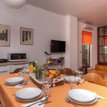 Apartment With Parking Space Manjadvorci, Marcana - 7445 Barban